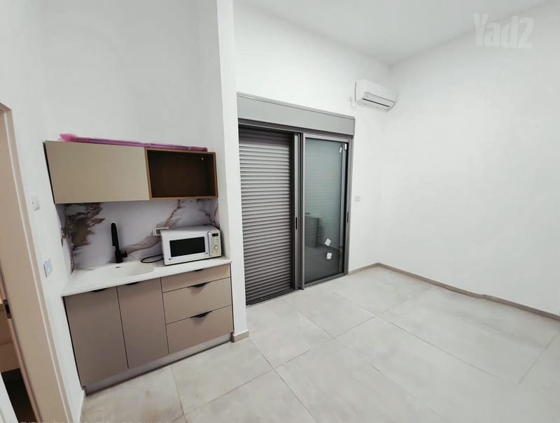 תמונה מיד2 – סטודיו • 2,800 ₪, ברקת 44, צמרות, באר יעקב (1)
