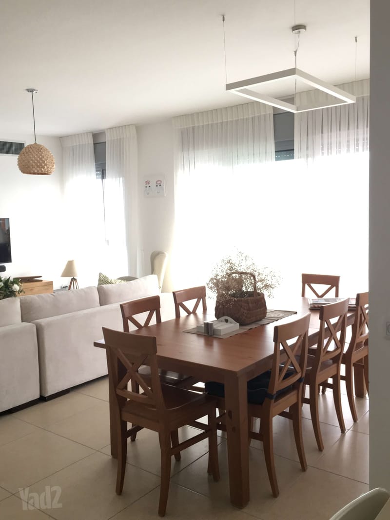 תמונה מיד2 – 4 חדרים • 8,000 ₪, העוגן 2, נאות רבין, יבנה (1)