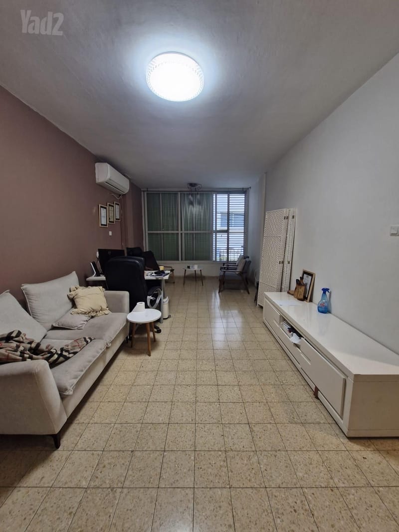 Photo from Yad2 – 3.5 Rooms • ₪5,100, המלכים 12, 'שכונה ד, Rehovot (1)