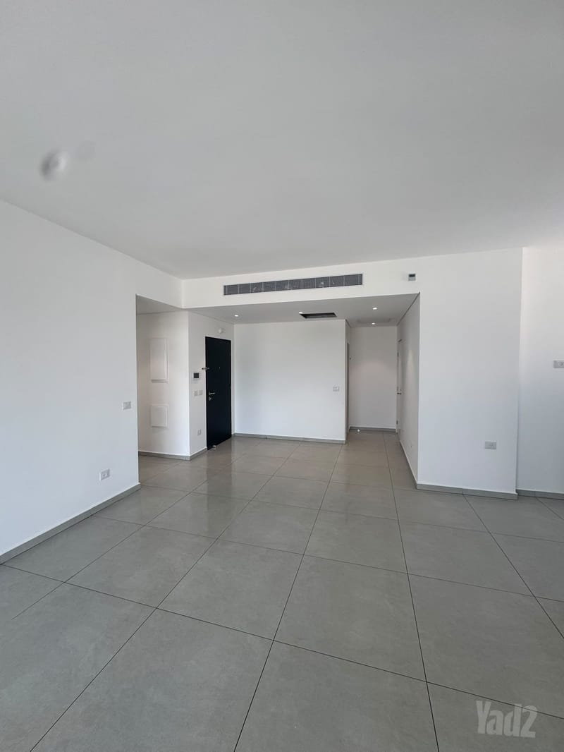 Photo from Yad2 – 3 Rooms • ₪6,100, אלישע 1, HaNeviim, Rosh HaAyin (1)
