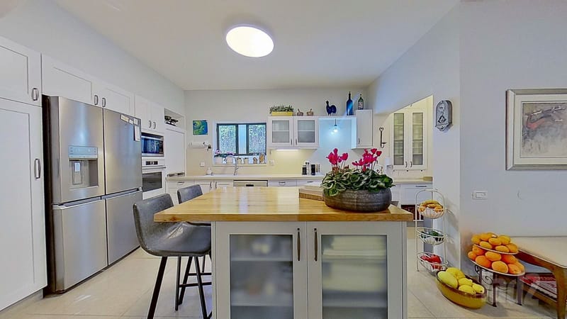 תמונה מיד2 – 6 חדרים • 15,500 ₪, מבצע קדש, המגינים, מודיעין-מכבים-רעות (1)