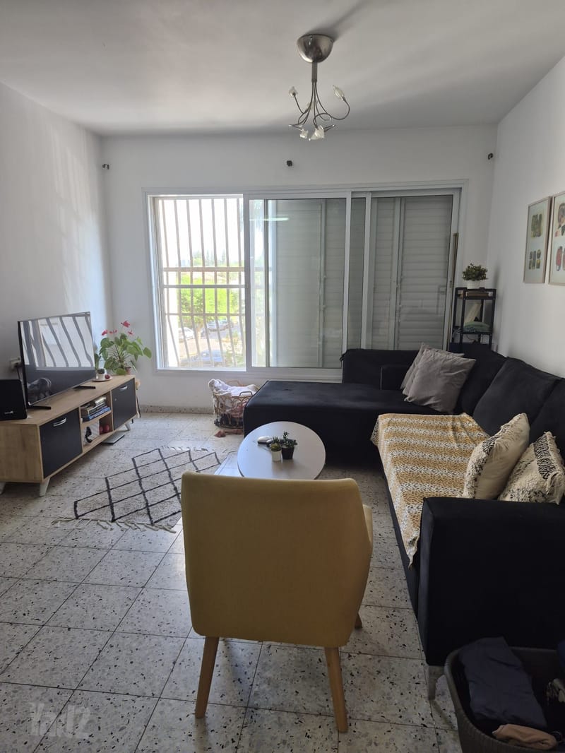 תמונה מיד2 – 4 חדרים • 6,200 ₪, קדושי מצרים 3, מרכז העיר, יהוד-מונוסון (1)