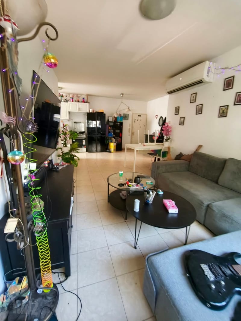 תמונה מיד2 – 4 חדרים • 6,500 ₪, הרא"ה 130, יד לבנים, רמת גן (1)