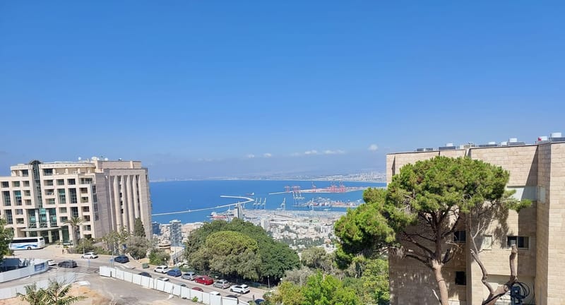 תמונה מיד2 – 6 חדרים • 9,300 ₪, ג'ורג' אליוט 4, מרכז הכרמל, חיפה (1)