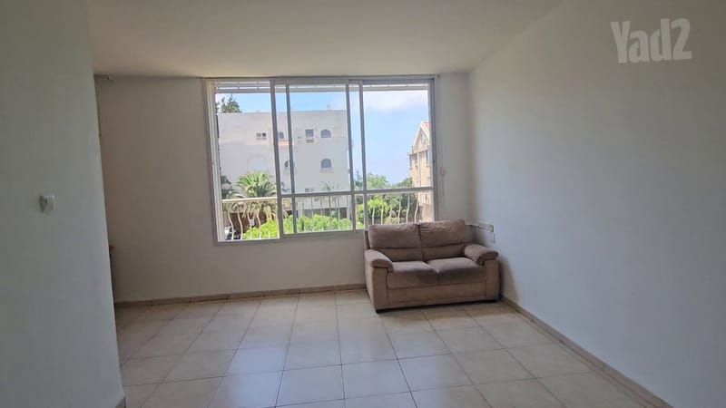 תמונה מיד2 – 5 חדרים • 5,100 ₪, יחזקאל קויפמן 19, רמת גולדה, חיפה (1)