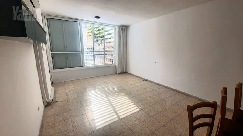 Photo from Yad2 – 3 Rooms • ₪4,500, פרוג, Agrobank, Holon (1)